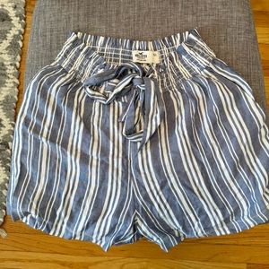 HOLLISTER Flowy Striped Shorts
